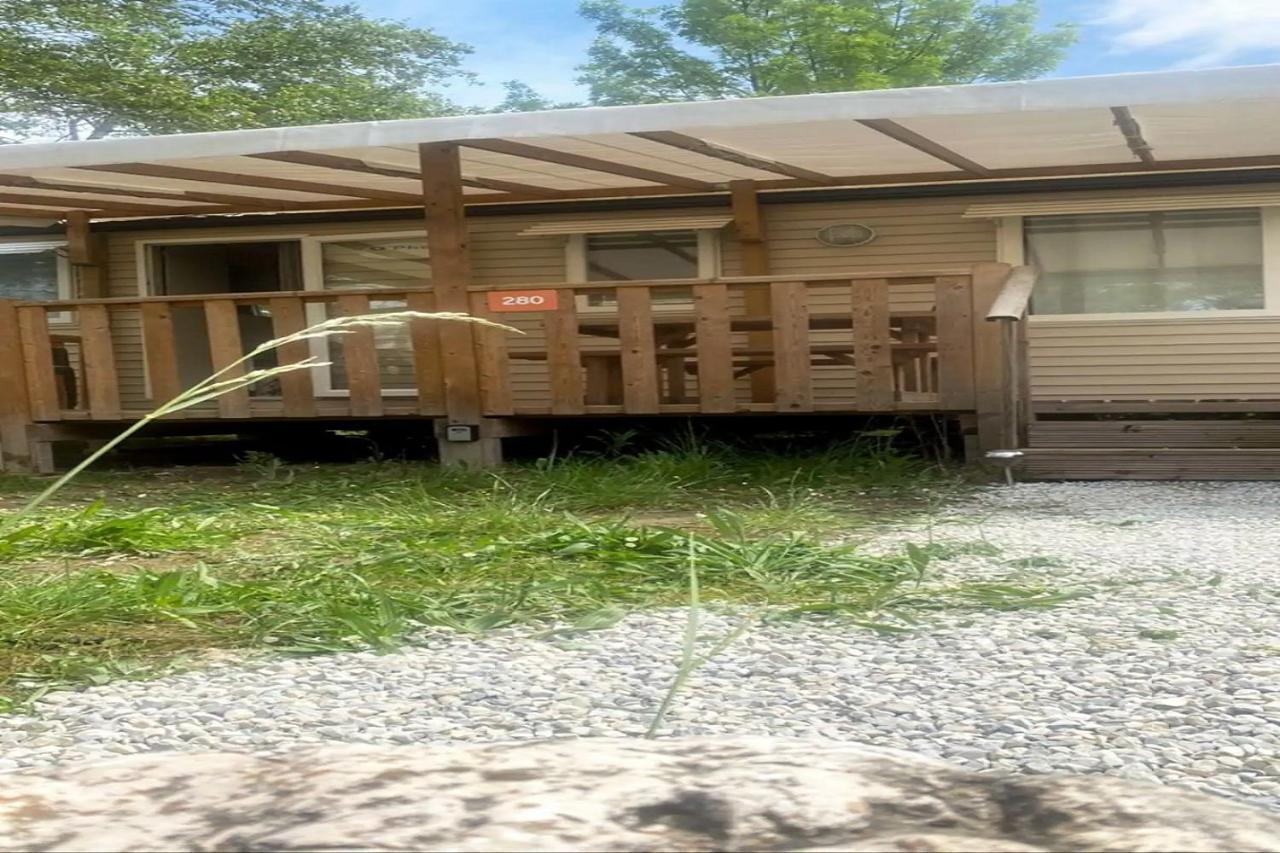La Roque D'Antheron - Mobile-Home - 6 Pers - 3 Ch - Piscine المظهر الخارجي الصورة
