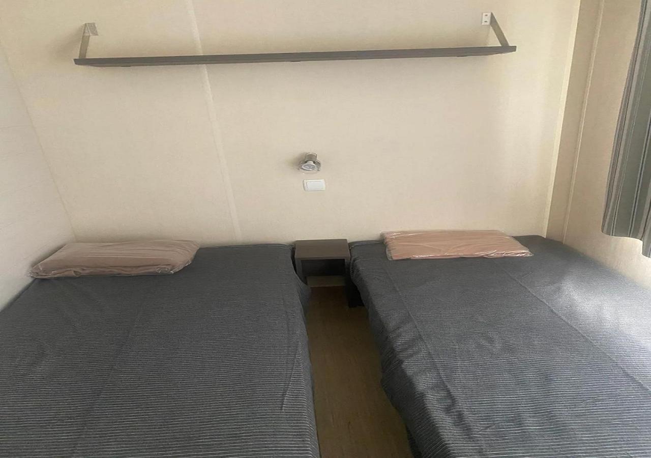 La Roque D'Antheron - Mobile-Home - 6 Pers - 3 Ch - Piscine المظهر الخارجي الصورة